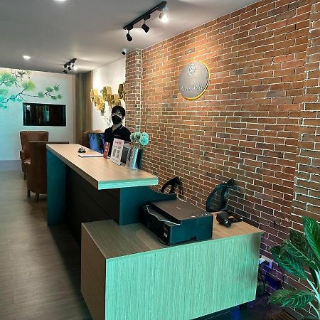 Aden Hotel Makati City Ngoại thất bức ảnh