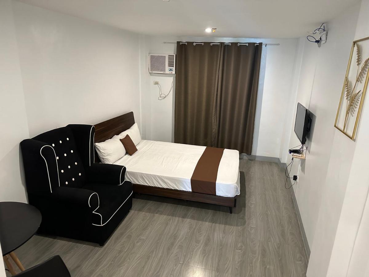 Aden Hotel Makati City Ngoại thất bức ảnh