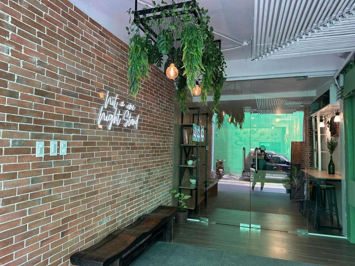 Aden Hotel Makati City Ngoại thất bức ảnh