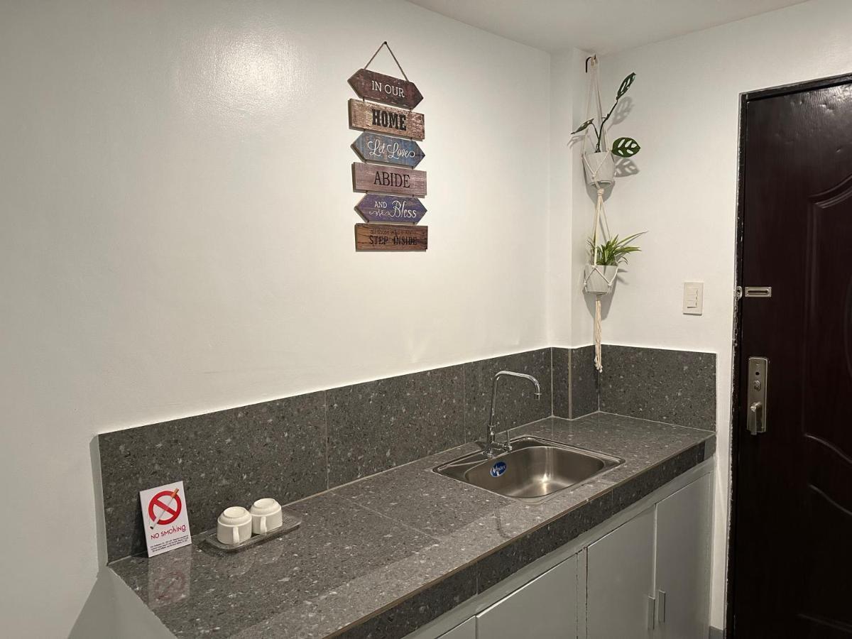 Aden Hotel Makati City Ngoại thất bức ảnh